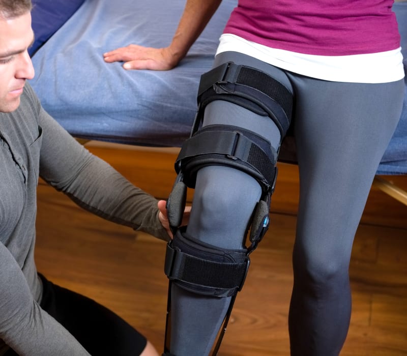Physiotherapy in Ottawa Area for Knee - Iliotibial Band Syndrome